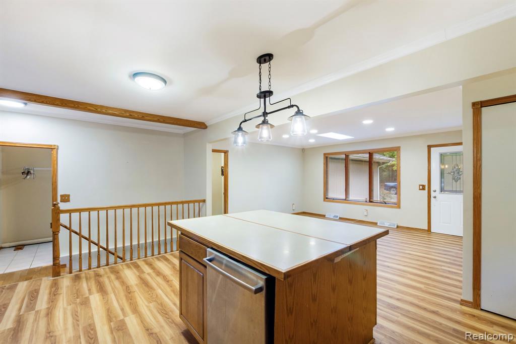 4535 Central Avenue, Clarkston, MI — Photo 13