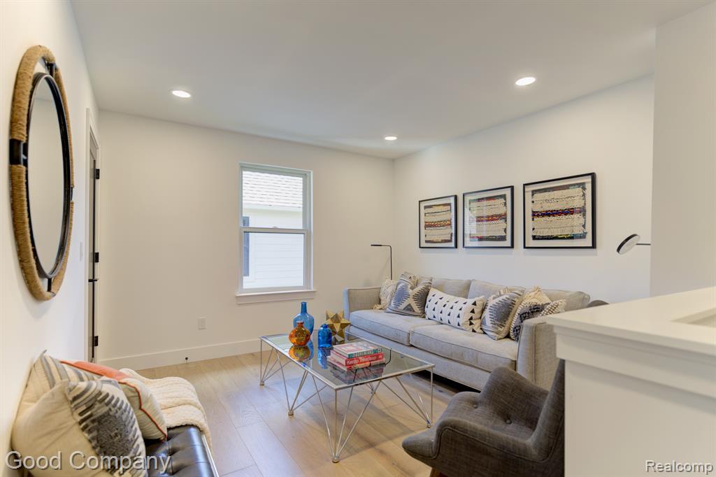 804 Irving Avenue, Royal Oak, MI 48067 — Photo 48