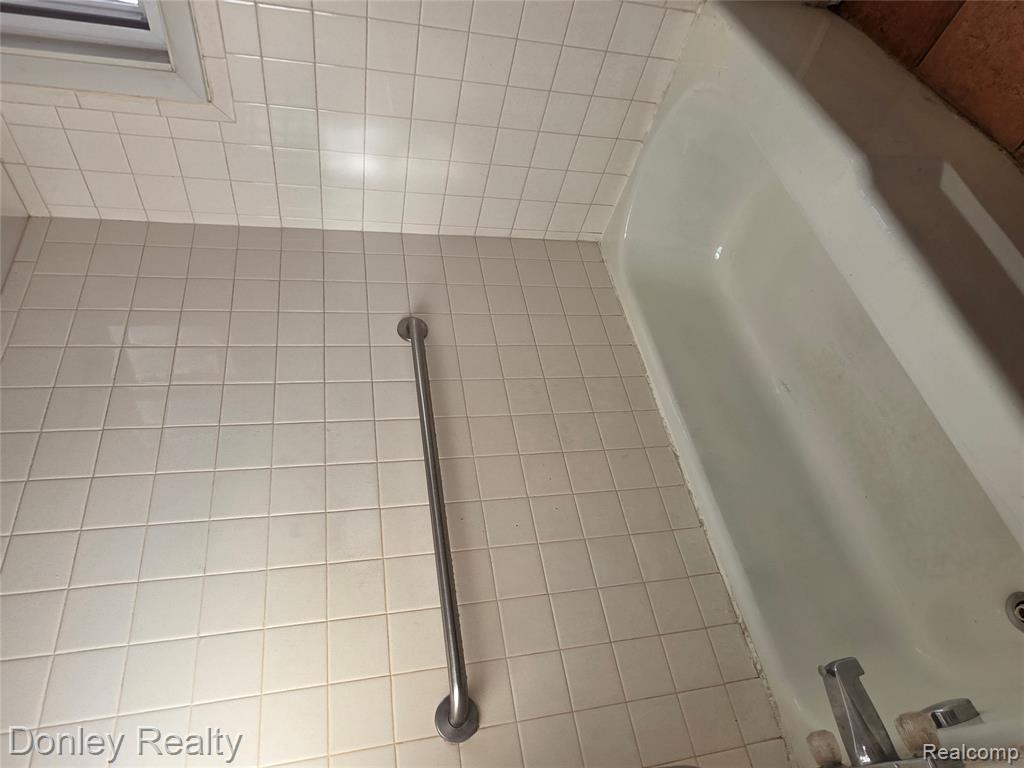 5872 S Kingston Road, Clifford, MI 48727 — Photo 13