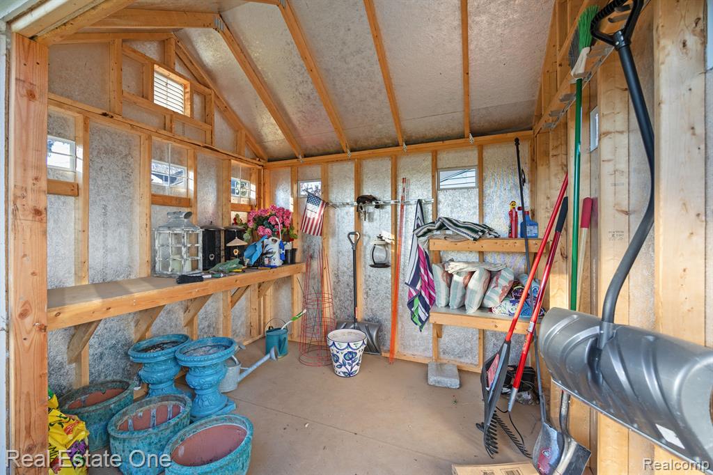 534 UNION Street, Milford, MI 48381 — Photo 42