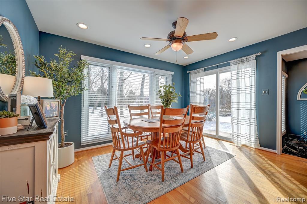 4950 Whitlow Court, Commerce Twp, MI 48382 — Photo 18