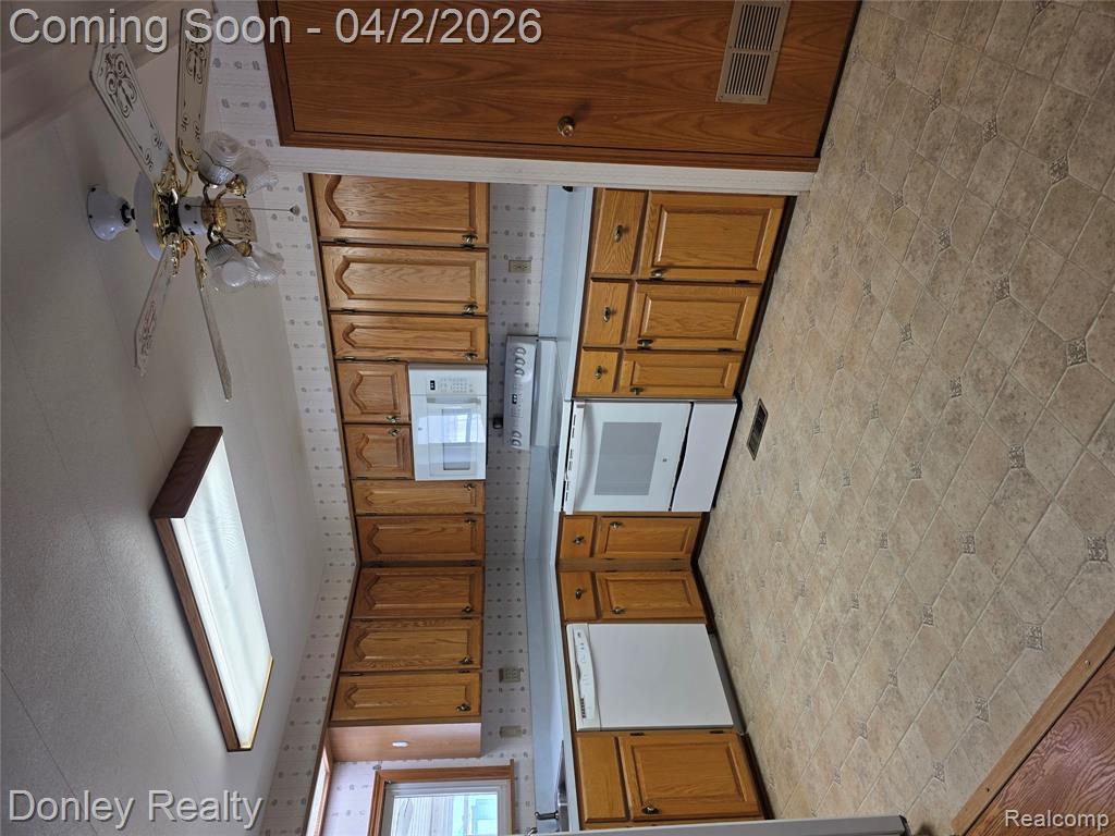 6950 LePage Drive, Brown, MI 48416 — Photo 2