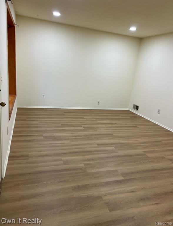 3976 WEDDELL Street, Dearborn Heights, MI 48125 — Photo 4