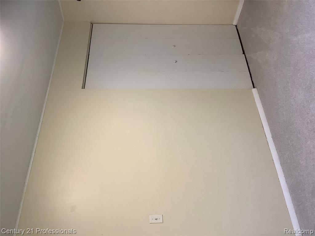 467 Forest Street, Westland, MI 48186 — Photo 14