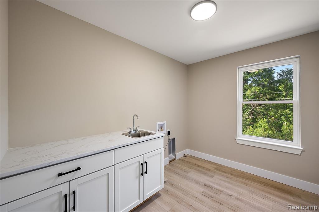 9355 Andersonville Road, Clarkston, MI — Photo 36