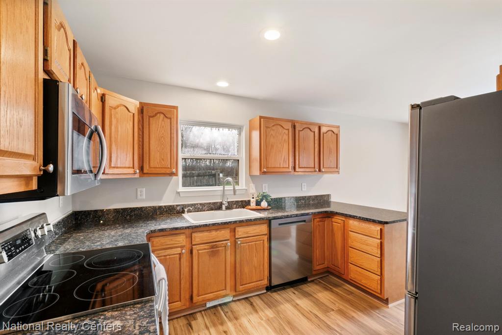 3025 Reeder Road, Clarkston, MI — Photo 14