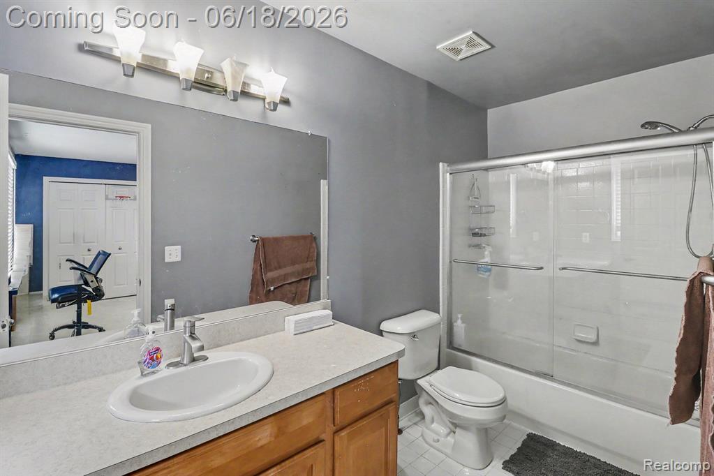 55260 Belmont Drive, Shelby Twp, MI 48315 — Photo 17