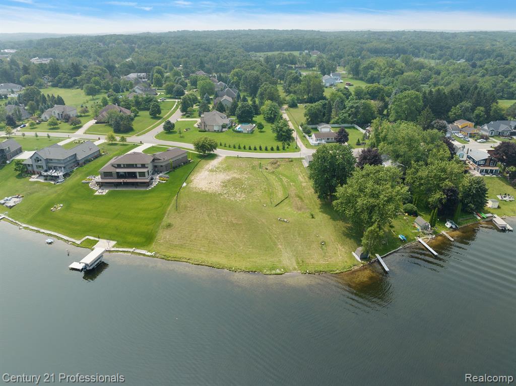 9986 KING Road, Davisburg, MI — Photo 10