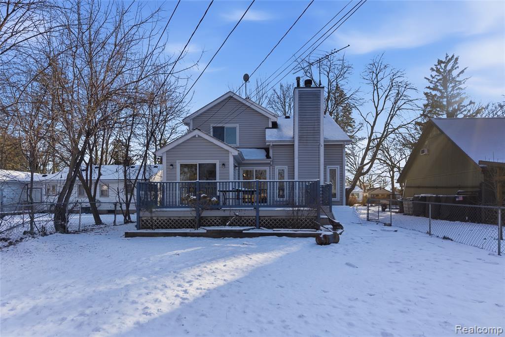 5654 Rowley Boulevard, Waterford, MI 48329 — Photo 33