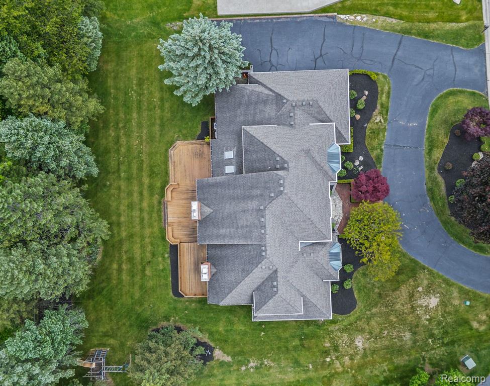 4932 SUSANS Way, Bloomfield Hills, MI 48302 — Photo 44