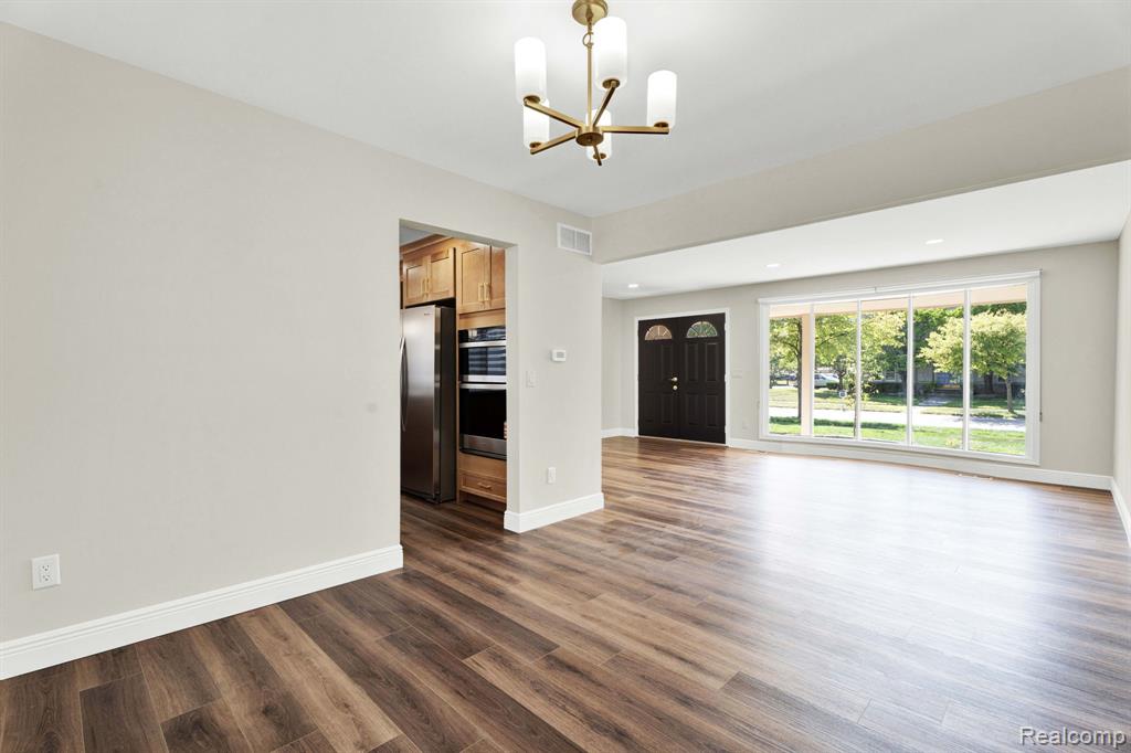 40206 Ashland Drive, Sterling Heights, MI 48313 — Photo 14