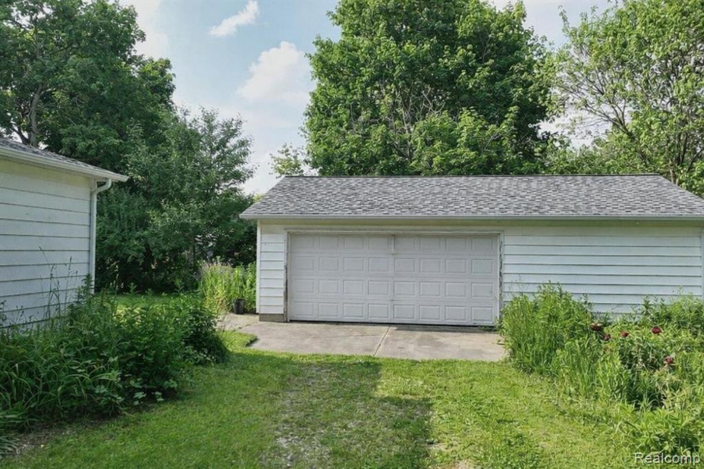 107 E John Street, Durand, MI 48429 — Photo 13