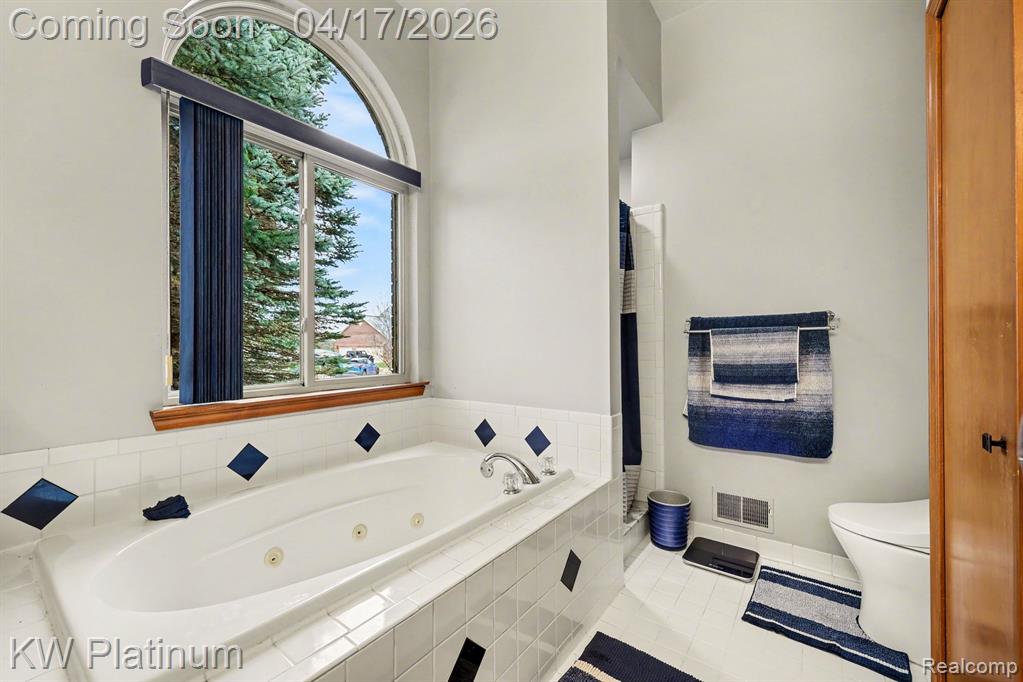 29124 Lesnau Court, Chesterfield, MI 48047 — Photo 14