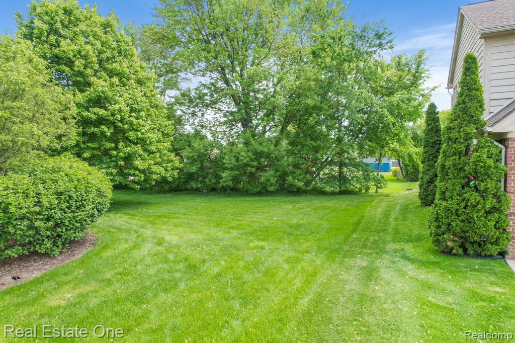 56916 Saint Andrews Drive, Macomb, MI 48042 — Photo 51