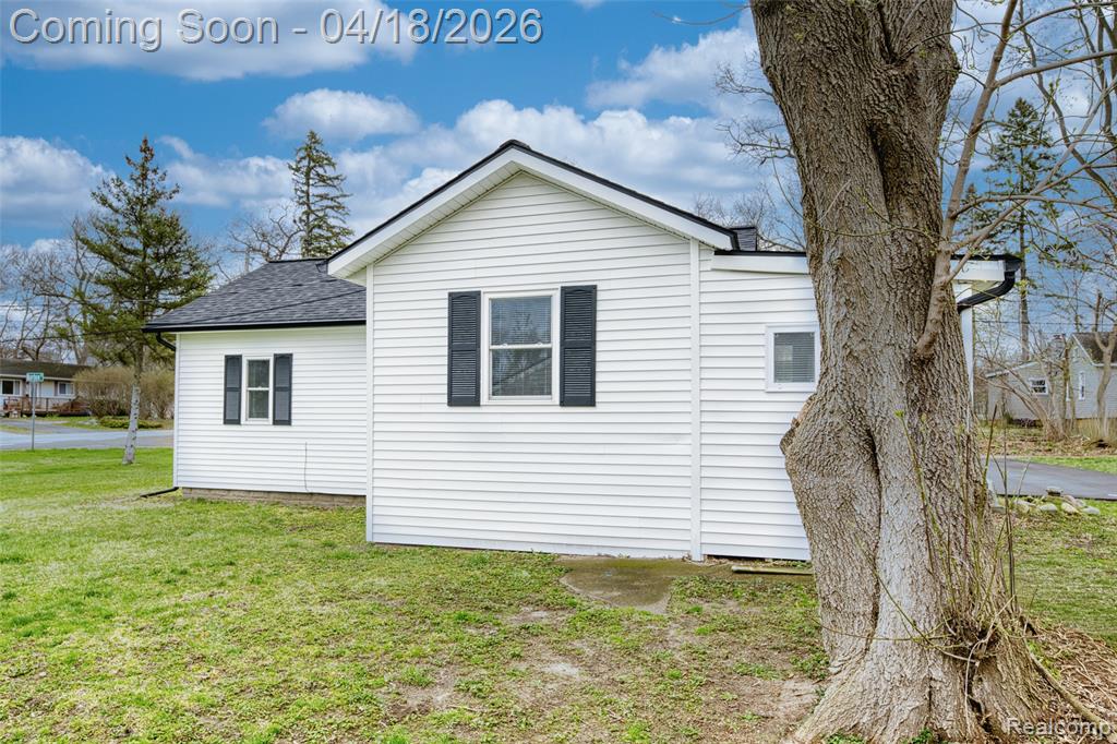 2514 Barton Street, Commerce Twp, MI 48382 — Photo 25