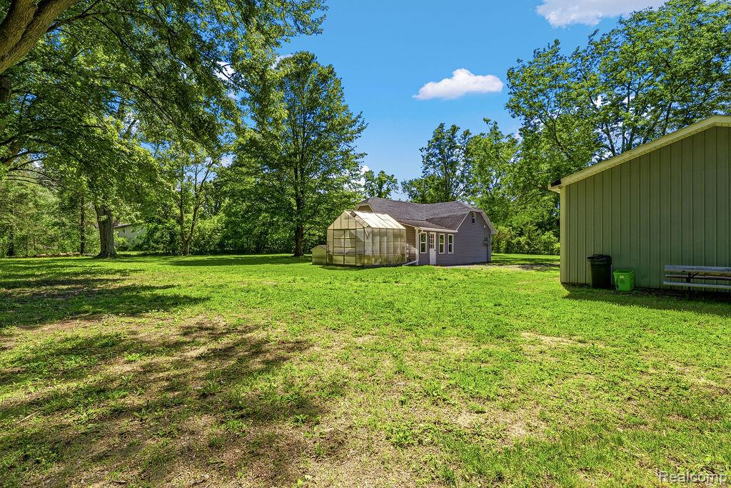 6256 Turner Road, Flushing, MI 48433 — Photo 27