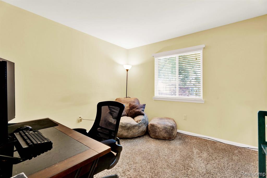 41225 Greenspire Drive, Clinton Twp, MI 48038 — Photo 24