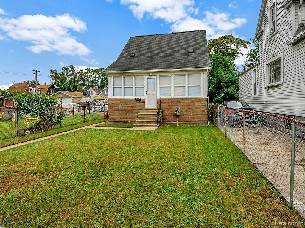 1041 LEWERENZ Street, Detroit, MI 48209 — Photo 20