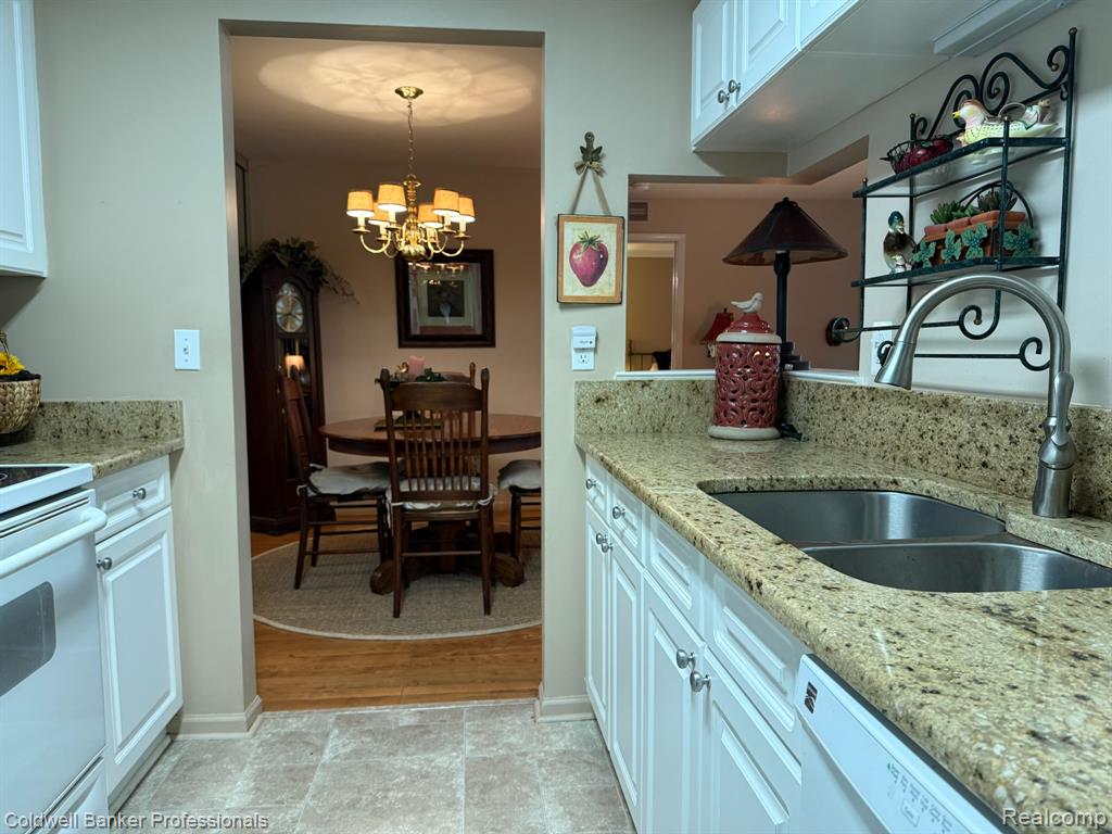5349 Brookemonte Circle, Rochester, MI 48306 — Photo 25