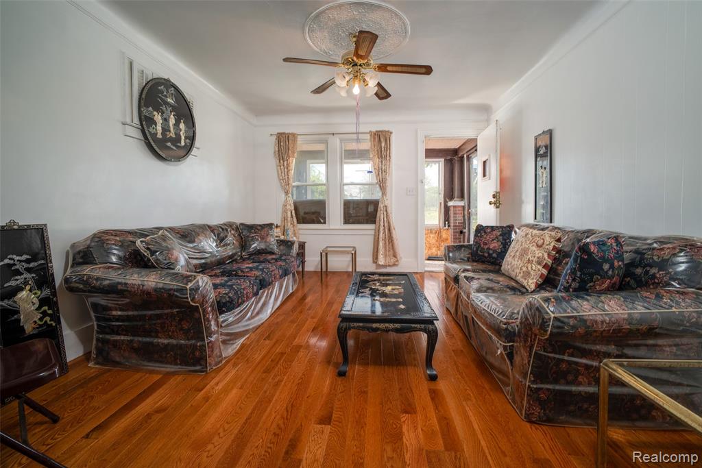 702 Fernhill Street, Highland Park, MI 48203 — Photo 2