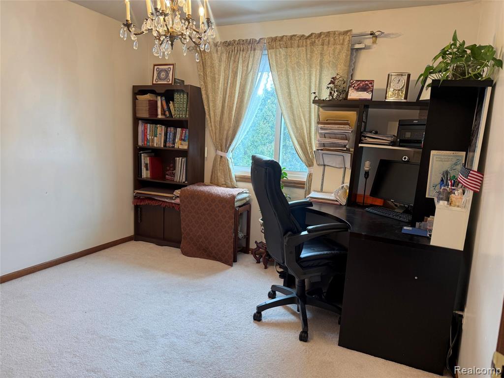 4846 Bayleaf Drive, Sterling Heights, MI 48314 — Photo 10