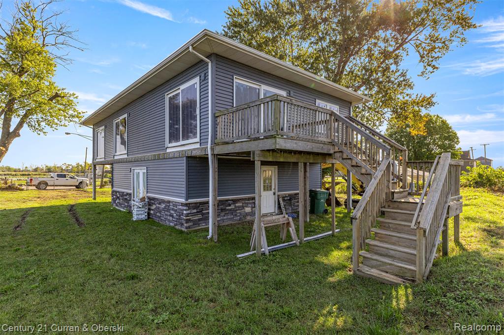 6809 Lakeshore Drive, Newport, MI 48166 — Photo 10
