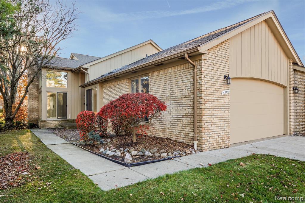 43151 W Kirkwood Drive, Clinton Twp, MI 48038 — Photo 29