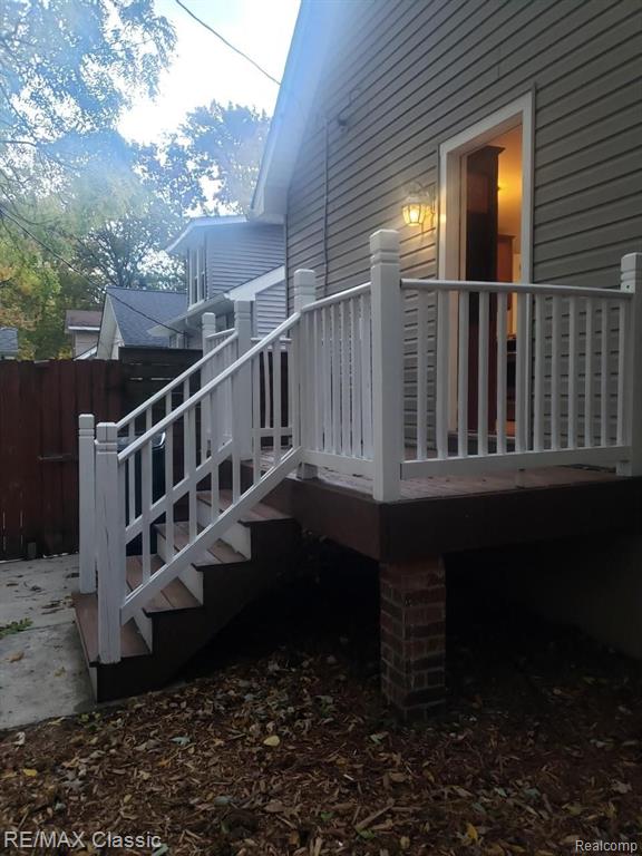617 E 3RD Street, Royal Oak, MI 48067 — Photo 3