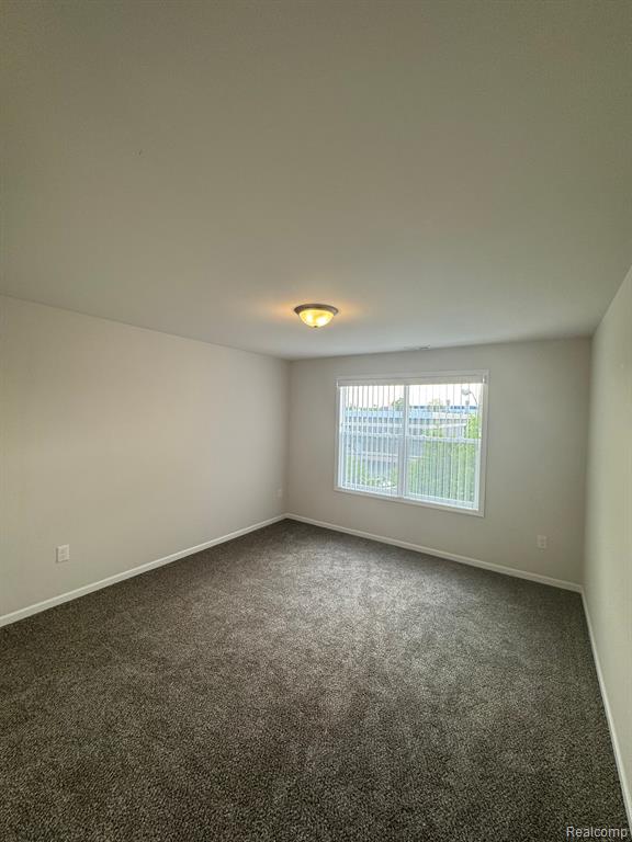 8286 HEYWOOD Circle, Sterling Heights, MI 48312 — Photo 9
