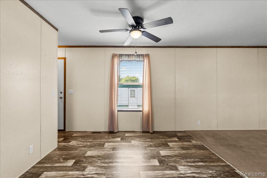 11731 Valerie Lane, Whitmore Lake, MI 48189 — Photo 10