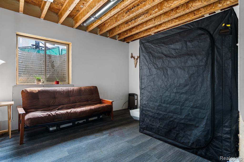 10465 Seymour Road, Gaines Vlg, MI 48436 — Photo 17