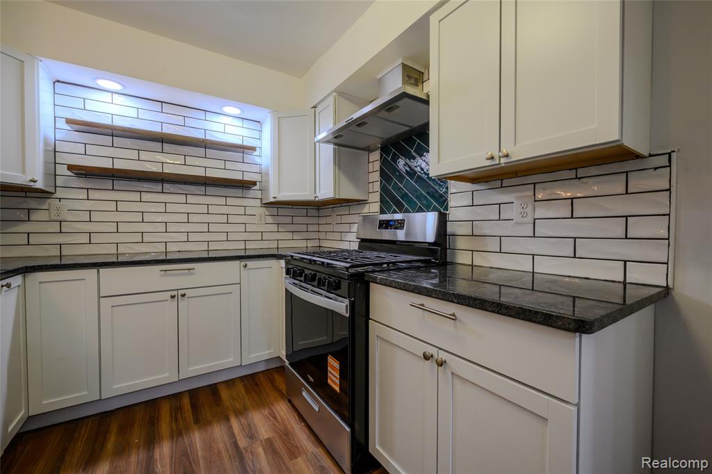 14720 E State Fair Street, Detroit, MI 48205 — Photo 21