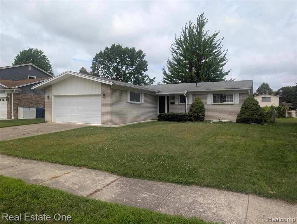 43076 RYEGATE Street, Canton, MI 48187 — front exterior