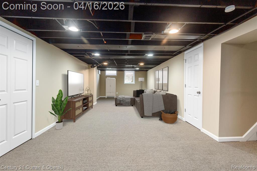 16925 MADOLINE Street, Beverly Hills, MI 48025 — Photo 8
