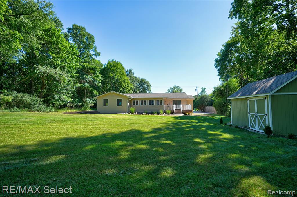 2456 N Tipsico Lake Road, Hartland, MI 48353 — Photo 61