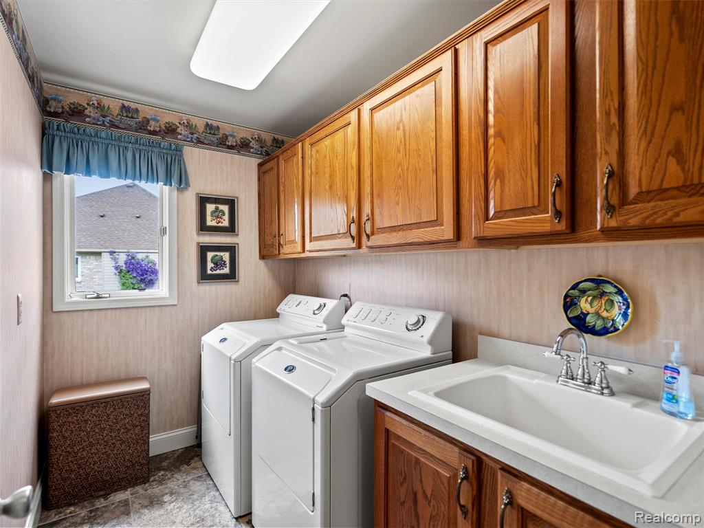 47215 Robins Nest Drive, Utica, MI 48315 — Photo 28