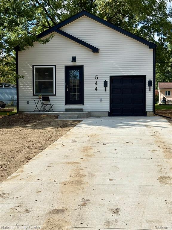 544 Springle Drive, Waterford, MI 48327 — Photo 18