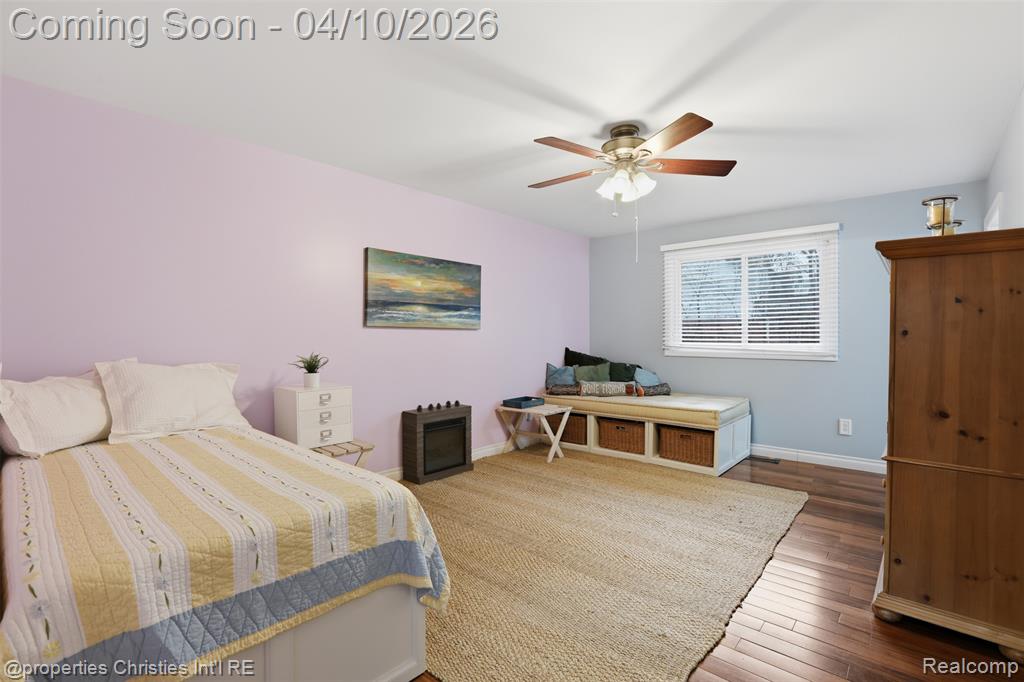 Large 2nd bedroom with it's own ensuite.