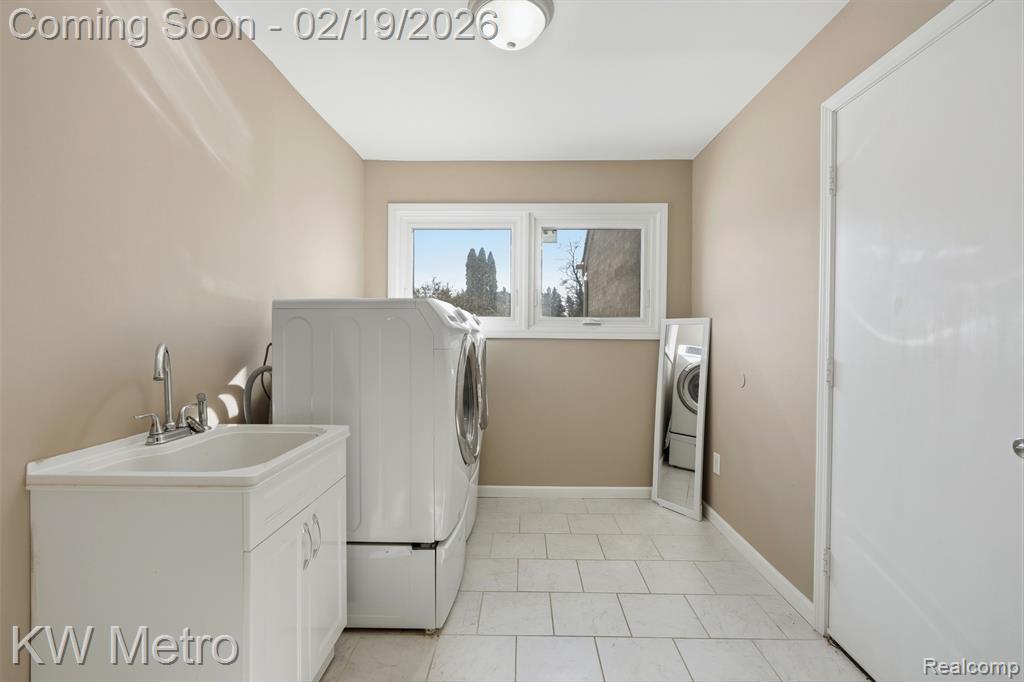 4606 Strandwyck Road, West Bloomfield, MI — Photo 13
