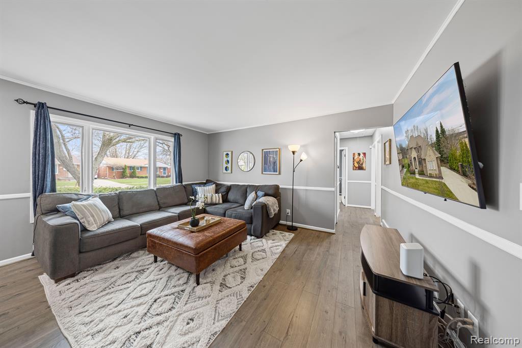 419 N WEBIK Avenue, Clawson, MI — Photo 5