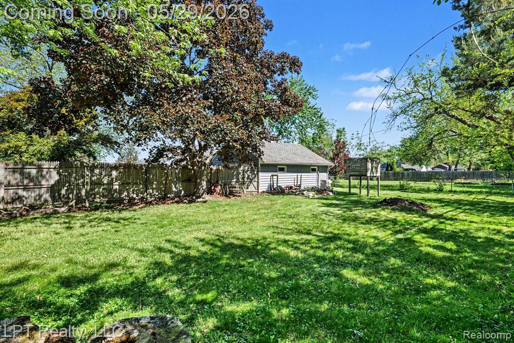 21021 Wendell Street, Clinton Twp, MI 48036 — Photo 20