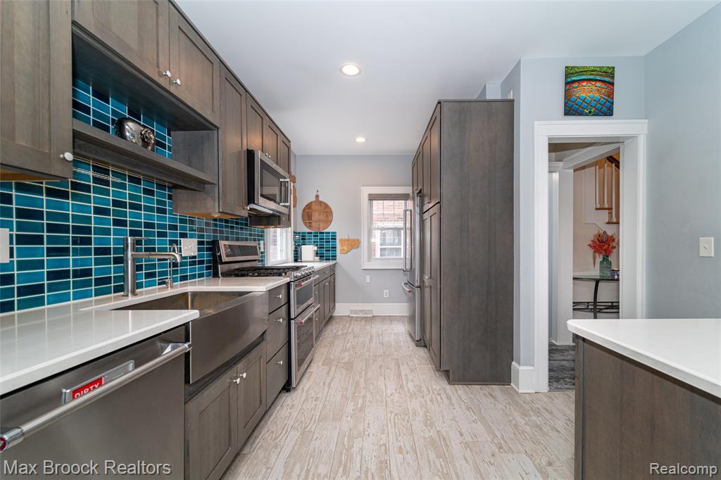 4311 Arlington Drive, Royal Oak, MI 48073 — Photo 20