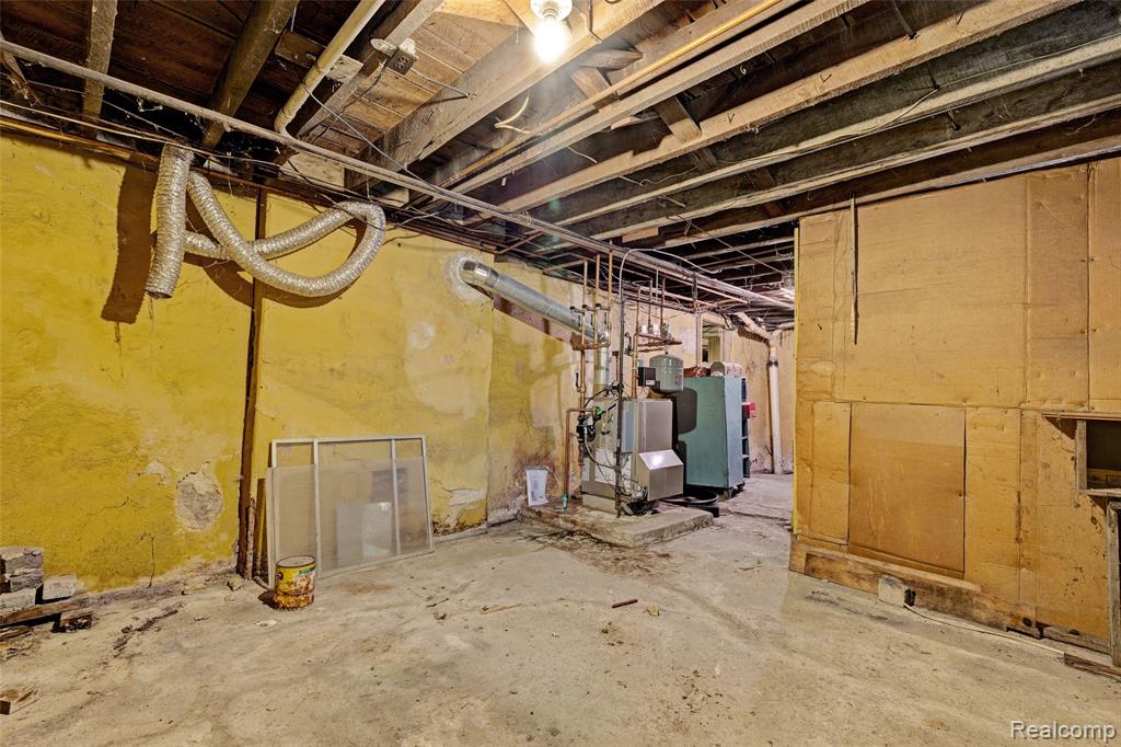 8028 Clarence Street, Goodrich Vlg, MI — Photo 47