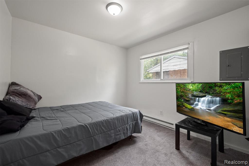 14561 Stout Street, Detroit, MI 48223 — Photo 11