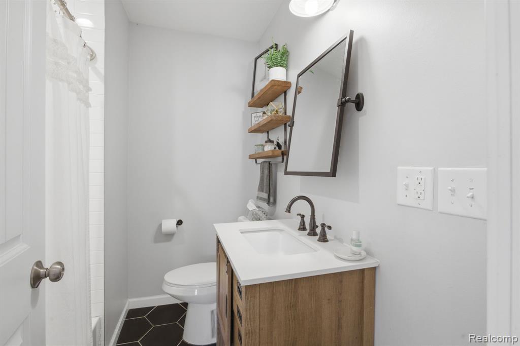 2705 Gardner Avenue, Berkley, MI 48072 — Photo 23