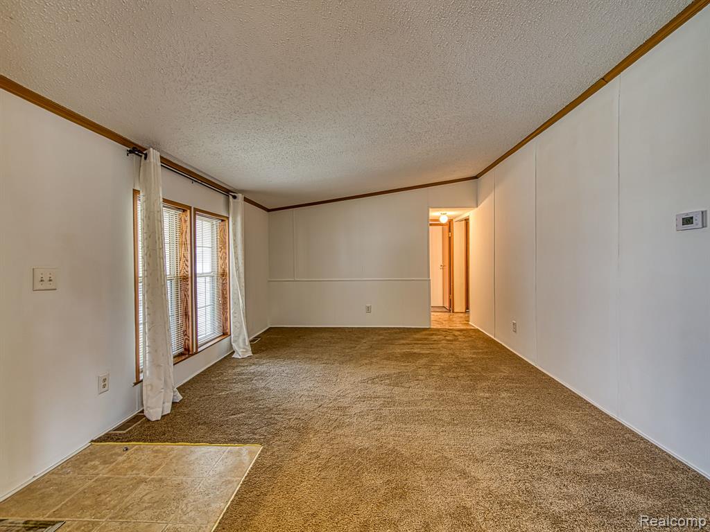 13749 Heritage Street, Carleton, MI 48117 — Photo 4