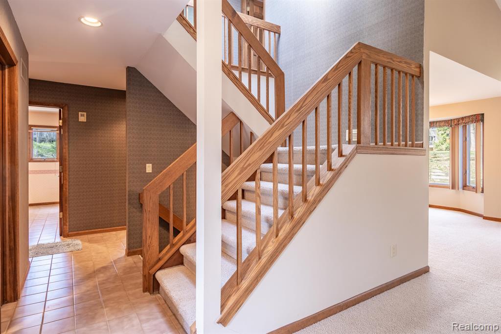 4435 OAK POINTE Drive, Brighton, MI 48116 — Photo 11