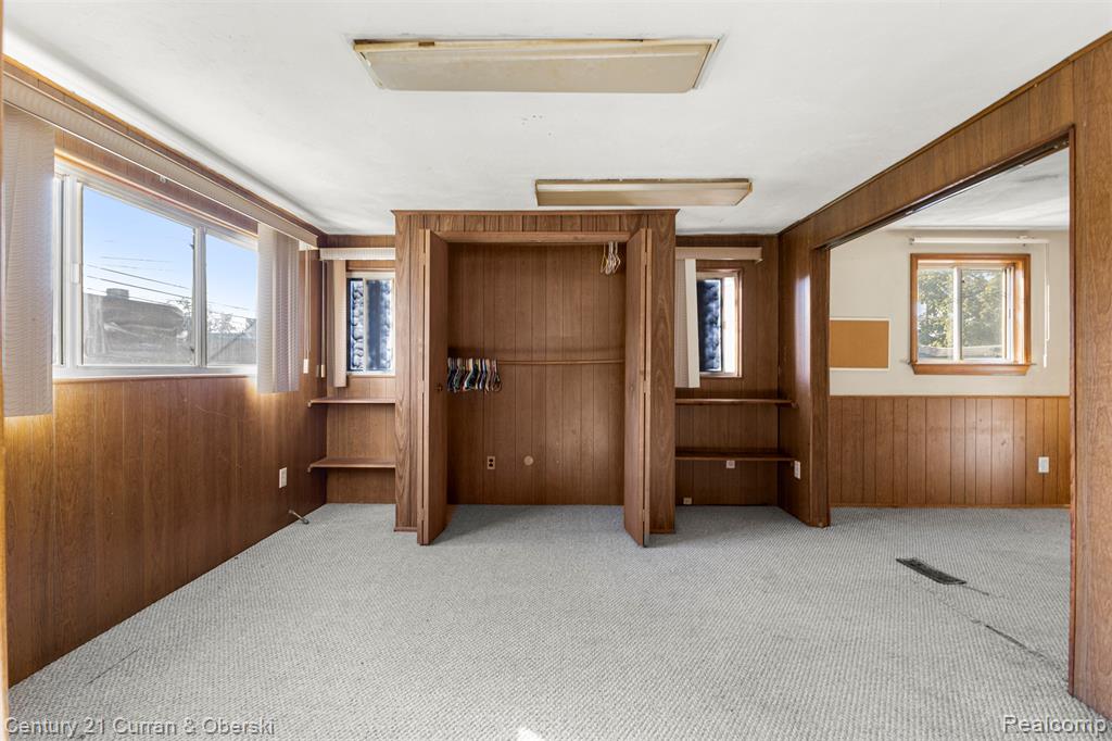 8319 Ziegler Street, Taylor, MI 48180 — Photo 21