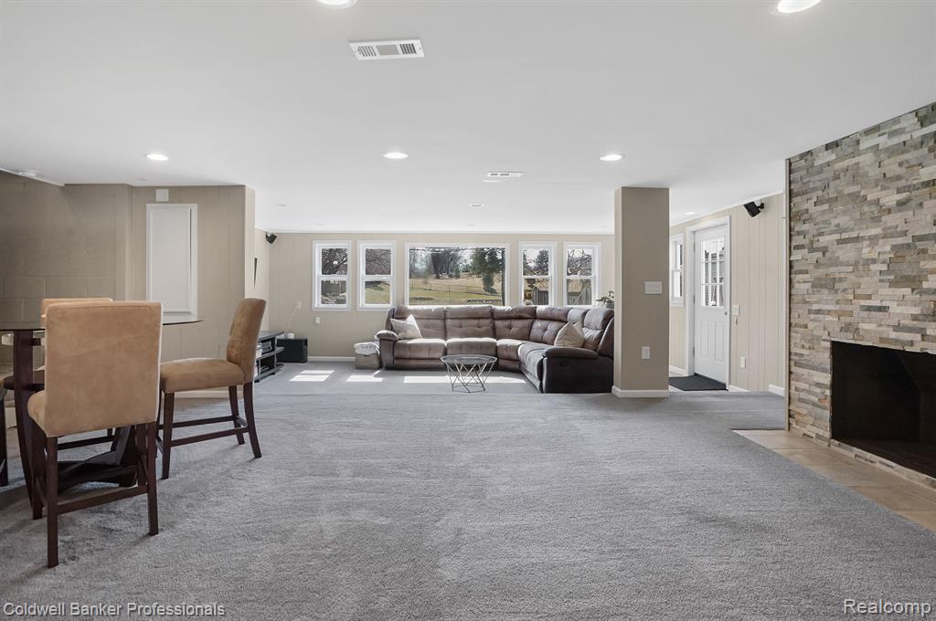 400 RED OAK LANE Lane, Rochester Hills, MI 48307 — Photo 24