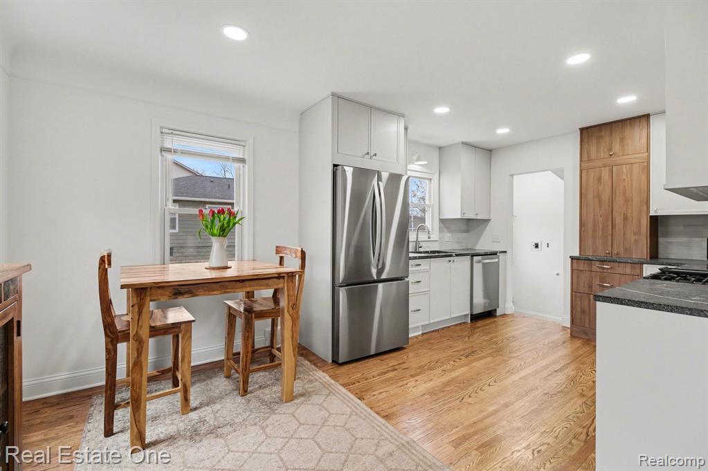 1149 Larkmoor Boulevard, Berkley, MI 48072 — Photo 9